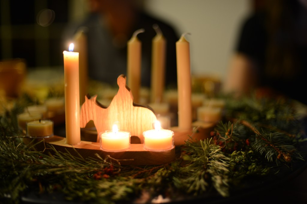 advent wreath candles