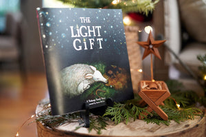 - The Light Gift - A Messiah Manger Storybook
